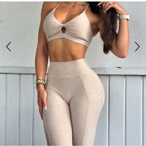 Bombshell sportswear, scrunch butt curves leggings